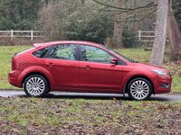USED 2009 59 FORD FOCUS 1.6 Titanium Hatchback 5dr Petrol Manual (159 g/km, 99 bhp) 