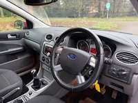 USED 2009 59 FORD FOCUS 1.6 Titanium Hatchback 5dr Petrol Manual (159 g/km, 99 bhp) 