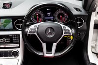 USED 2016 65 MERCEDES-BENZ SLK 2.0 SLK300 AMG Sport Convertible 2dr Petrol G-Tronic Euro 6 (s/s) (245 ps) Panoramic Vario Roof