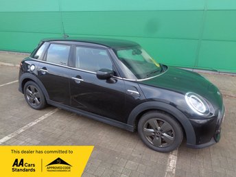 2021 MINI HATCH 2.0 Cooper S Classic Hatchback 5dr Petrol Steptronic Euro 6 (s/s) (178 ps) £16695.00