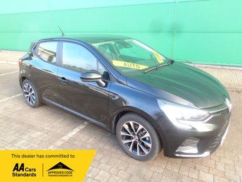 2022 RENAULT CLIO 1.6 E-TECH Evolution Hatchback 5dr Petrol Hybrid Auto Euro 6 (s/s) (145 ps) £14995.00