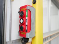 USED 2024 24 VOLKSWAGEN CRAFTER CR35 2.0 TDI 140 BHP ETG LUTON ( TAIL-LIFT / AIR CON ) AIR CON | FACTORY LUTON BODY | TAIL-LIFT