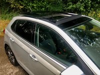USED 2021 71 VOLKSWAGEN POLO 1.0 TSI Active Hatchback 5dr Petrol DSG Euro 6 (s/s) (95 ps) ELECTRIC SUNROOF\\HEATED FRONT SEATS//FULL VW/SPECIALIST SERVICE HISTORY\\\APPLE-PLAY//SATNAV//BLUETOOTH//LEATHER BOUND STEERING WHEEL /GEAR KNOB\HANDBRAKE///2 OWNER WITH 26,000 MILES//CRUISE CONTROL//ALLOYS//FRONT AND REAR PARK SENSORS DSG Euro 6 (s/s) (95 ps) ELECTRIC SUNROOF\\HEATED FRONT SEATS//FULL VW/SPECIALIST SERVICE HISTORY\\\APPLE-PLAY//SATNAV//BLUETOOTH//LEATHER BOUND STEERING WHEEL /GEAR KNOB\HANDBRAKE///2 OWNER WITH 26,000 MILES//CRUISE CONTROL//ALLOYS//FRONT AND REAR PARK SENSORS