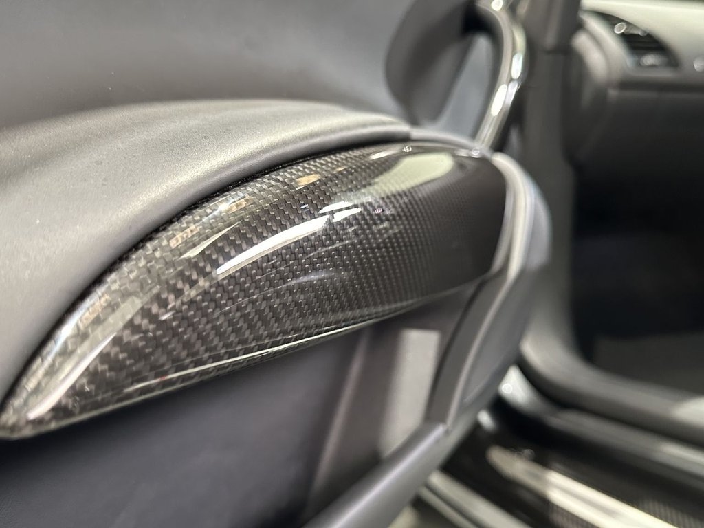 USED 2015 V AUDI R8 5.2 FSI V10 Plus Coupe 2dr Petrol S Tronic quattro Euro 5 (550 ps) FULL AUDI HISTORY|CARBON TRIM