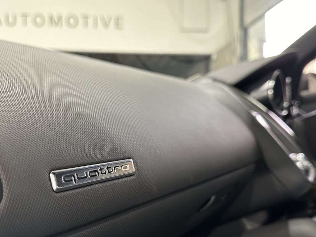 USED 2015 V AUDI R8 5.2 FSI V10 Plus Coupe 2dr Petrol S Tronic quattro Euro 5 (550 ps) FULL AUDI HISTORY|CARBON TRIM