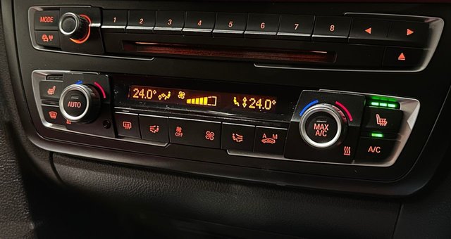 View our BMW 3 SERIES