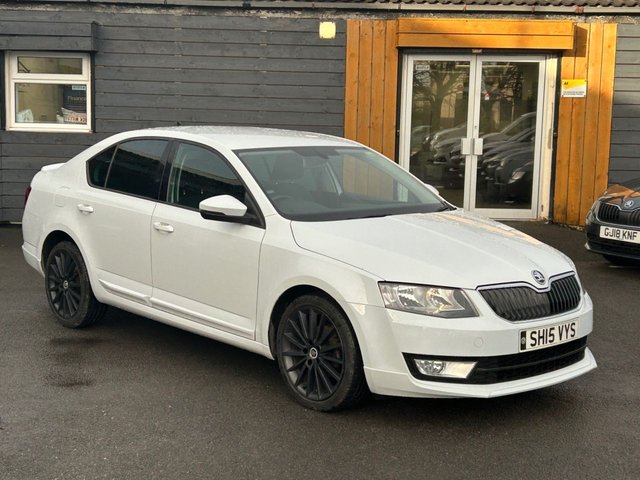2015 15 Skoda Octavia 1.6 TDI Black Edition Hatchback 5dr Diesel Manual Euro 5 (s/s) (105 ps)