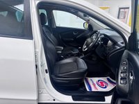 USED 2012 62 HYUNDAI IX35 2.0 CRDi Premium SUV 5dr Diesel Manual 4WD Euro 5 (134 bhp) 12 MONTH MOT  &  12 WARRANTY