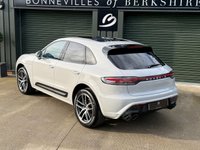 USED 2022 72 PORSCHE MACAN 2.0T SUV 5dr Petrol PDK 4WD Euro 6 (s/s) (265 ps) 
