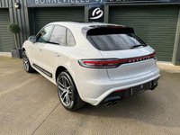 USED 2022 72 PORSCHE MACAN 2.0T SUV 5dr Petrol PDK 4WD Euro 6 (s/s) (265 ps) 