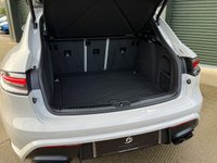 USED 2022 72 PORSCHE MACAN 2.0T SUV 5dr Petrol PDK 4WD Euro 6 (s/s) (265 ps) 