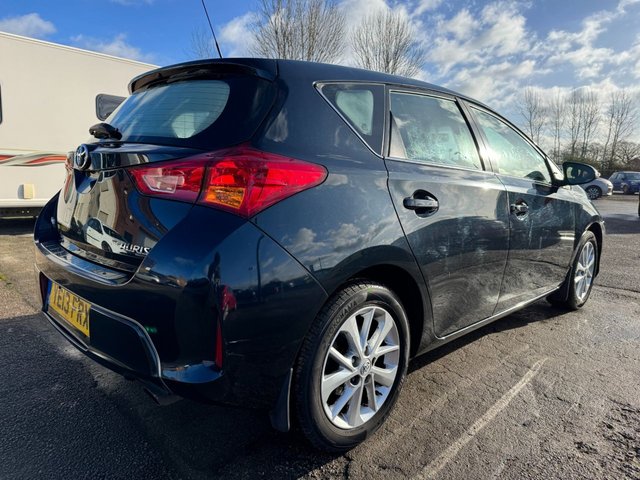 2013 Toyota Auris 1.6L Icon 5dr - Photo 7