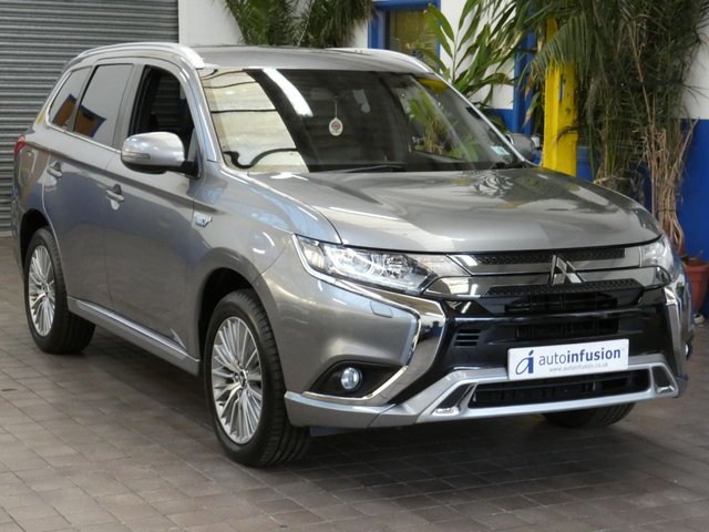 2021 21 Mitsubishi Outlander 2.4h TwinMotor 13.8kWh Dynamic SUV 5dr Petrol Plug-in Hybrid CVT 4WD Euro 6 (s/s) (224 ps)