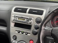 USED 2005 05 HONDA CIVIC 1.6 i-VTEC Executive Hatchback 5dr Petrol Manual (157 g/km, 108 bhp) 