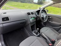 USED 2013 63 VOLKSWAGEN POLO 1.2 Match Edition Hatchback 5dr Petrol Manual Euro 5 (60 ps) 10 STAMPS IN THE SERVICE BOOK-DAB