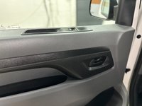 USED 2022 22 VAUXHALL VIVARO 1.5 Turbo D 2900 Dynamic Panel Van 6dr Diesel Manual L1 H1 Euro 6 (s/s) (100 ps) FANTASTIC CONDITION - WARRANTY*