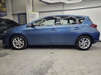 USED 2017 67 TOYOTA AURIS 1.2 VVT-i Business Edition Hatchback 5dr Petrol Manual Euro 6 (s/s) (Safety Sense) (116 ps) Reverse Camera, Cruise Control, Satellite Navigation