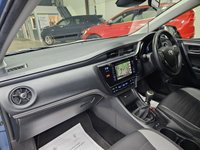 USED 2017 67 TOYOTA AURIS 1.2 VVT-i Business Edition Hatchback 5dr Petrol Manual Euro 6 (s/s) (Safety Sense) (116 ps) Reverse Camera, Cruise Control, Satellite Navigation