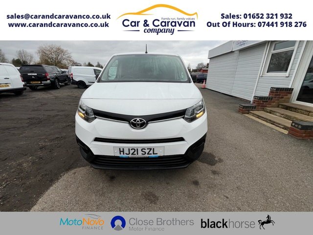 View our TOYOTA PROACE CITY