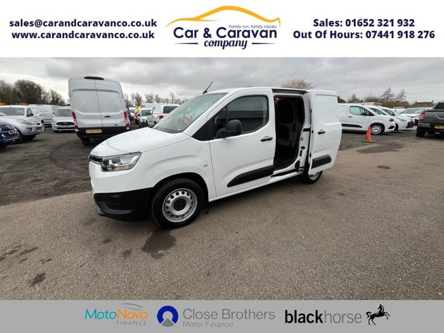 View our TOYOTA PROACE CITY