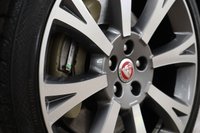 USED 2018 68 JAGUAR XJ 3.0d V6 Portfolio Saloon 4dr Diesel Auto Euro 6 (s/s) (300 ps) LOADED WITH FEATURES, LUXURY DRIVE & GREAT VALUE