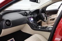 USED 2018 68 JAGUAR XJ 3.0d V6 Portfolio Saloon 4dr Diesel Auto Euro 6 (s/s) (300 ps) LOADED WITH FEATURES, LUXURY DRIVE & GREAT VALUE