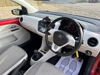 USED 2017 17 VOLKSWAGEN UP! 1.0 up! beats Hatchback 3dr Petrol Manual Euro 6 (75 ps) &pound;20 TAX 2KEYS LOVELY CONDITION
