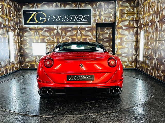 2015 FERRARI CALIFORNIA 3.8 V8 T F1 DCT Euro 6 2dr - Photo 3