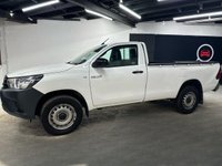USED 2020 20 TOYOTA HILUX 2.4 D-4D Active Pickup 2dr Diesel Manual 4WD Euro 6 (3.5t) (150 ps) GREAT CONDITION - UK DELIVERY