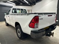 USED 2020 20 TOYOTA HILUX 2.4 D-4D Active Pickup 2dr Diesel Manual 4WD Euro 6 (3.5t) (150 ps) GREAT CONDITION - UK DELIVERY