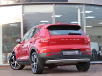 USED 2020 70 VOLVO XC40 2.0 B4 MHEV Inscription Pro SUV 5dr Petrol Hybrid Auto Euro 6 (s/s) (197 ps) 2 KEYS