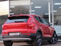 USED 2020 70 VOLVO XC40 2.0 B4 MHEV Inscription Pro SUV 5dr Petrol Hybrid Auto Euro 6 (s/s) (197 ps) 2 KEYS