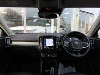 USED 2020 70 VOLVO XC40 2.0 B4 MHEV Inscription Pro SUV 5dr Petrol Hybrid Auto Euro 6 (s/s) (197 ps) 2 KEYS
