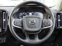 USED 2020 70 VOLVO XC40 2.0 B4 MHEV Inscription Pro SUV 5dr Petrol Hybrid Auto Euro 6 (s/s) (197 ps) 2 KEYS