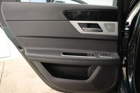 USED 2015 65 JAGUAR XF 2.0d Prestige Saloon 4dr Diesel Auto Euro 6 (s/s) (180 ps) FANTASTIC VALUE WITH FEATURES SUCH AS HEATED SEATS & STEERING WHEEL
