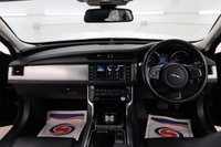 USED 2015 65 JAGUAR XF 2.0d Prestige Saloon 4dr Diesel Auto Euro 6 (s/s) (180 ps) FANTASTIC VALUE WITH FEATURES SUCH AS HEATED SEATS & STEERING WHEEL