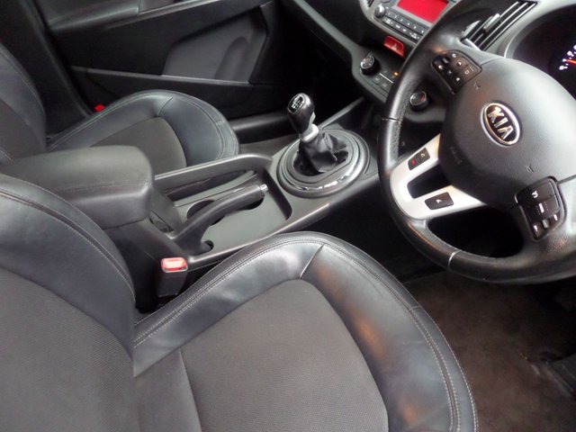 2010 KIA SPORTAGE - Photo 11