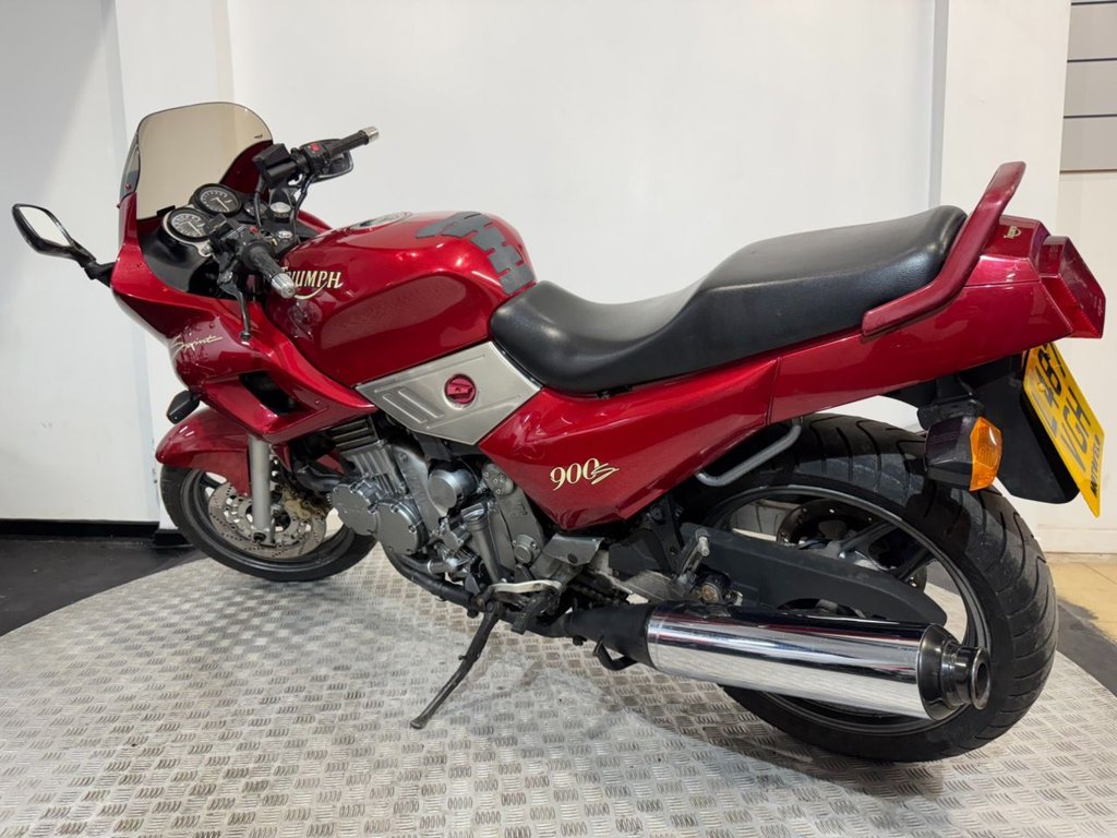 USED 1994 L TRIUMPH SPRINT 900 TRADE BIKES AT TRADE PRICES COMES WITH WARRANTY