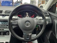 USED 2013 63 VOLKSWAGEN PASSAT 2.0 TDI BlueMotion Tech R-Line Estate 5dr Diesel Manual Euro 5 (s/s) (140 ps) &pound;35 Tax, DAB, Bluetooth