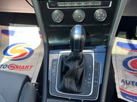 USED 2017 17 VOLKSWAGEN GOLF 2.0 TDI BlueMotion Tech R-Line Edition Hatchback 5dr Diesel DSG Euro 6 (s/s) (150 ps) LOW RATES OF FINANCE AVAILABLE