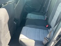USED 2017 17 VOLKSWAGEN GOLF 2.0 TDI BlueMotion Tech R-Line Edition Hatchback 5dr Diesel DSG Euro 6 (s/s) (150 ps) LOW RATES OF FINANCE AVAILABLE