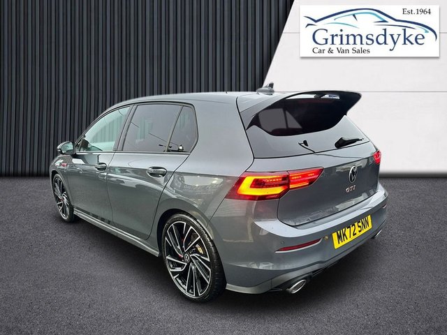 View our VOLKSWAGEN GOLF