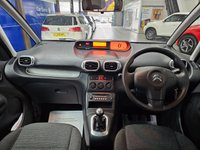 USED 2015 65 CITROEN C3 PICASSO 1.6 BlueHDi Selection MPV 5dr Diesel Manual Euro 6 (100 ps) Pan Roof, P.Sensors,Cruise Con