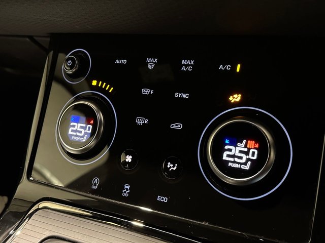 View our LAND ROVER RANGE ROVER EVOQUE