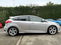 USED 2015 15 FORD FOCUS 2.0T EcoBoost ST-2 Hatchback 5dr Petrol Manual Euro 6 (s/s) (250 ps) GREAT SERVICE HISTORY 8 SRVCS