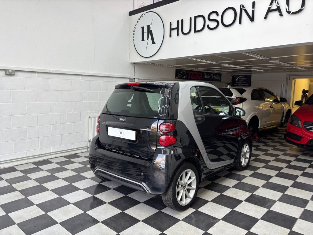 USED 2012 62 SMART FORTWO 0.8 CDI Passion Coupe 2dr Diesel SoftTouch Euro 5 (54 bhp) 