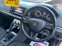 USED 2018 68 SKODA KAROQ 1.6 TDI SE SUV 5dr Diesel Manual Euro 6 (s/s) (115 ps) GREAT VALUE MPV, BLUETOOTH, ALLOYS, FULL SERVICE HISTORY,