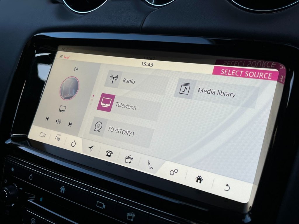 USED 2019 19 JAGUAR XJ 3.0d V6 R-Sport Saloon 4dr Diesel Auto Euro 6 (s/s) (300 ps) 