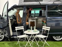 USED 2018 68 VOLKSWAGEN TRANSPORTER 2.0 BiTDI T30 BlueMotion Tech Vanworx Camper 4dr Diesel DSG FWD SWB Euro 6 (s/s) (204 ps) 1 Owner Vanworx Bespoke Camper