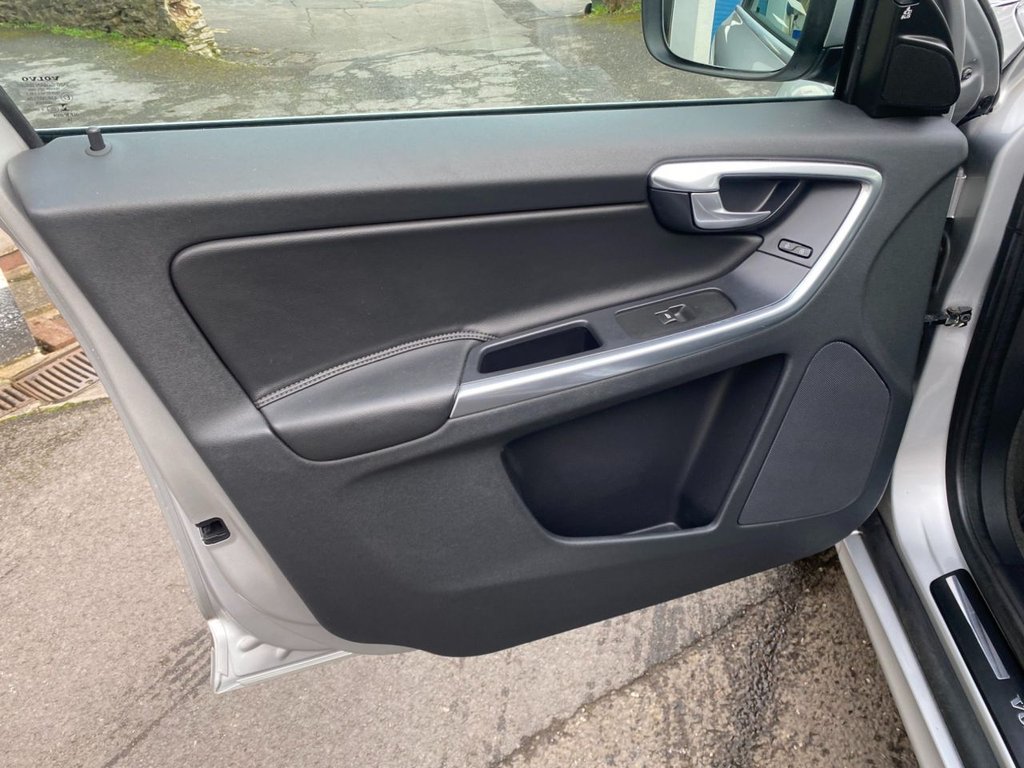 USED 2014 63 VOLVO XC60 2.4 D5 SE Lux Nav SUV 5dr Diesel Geartronic AWD Euro 5 (215 ps) FULL SERVICE HISTORY,